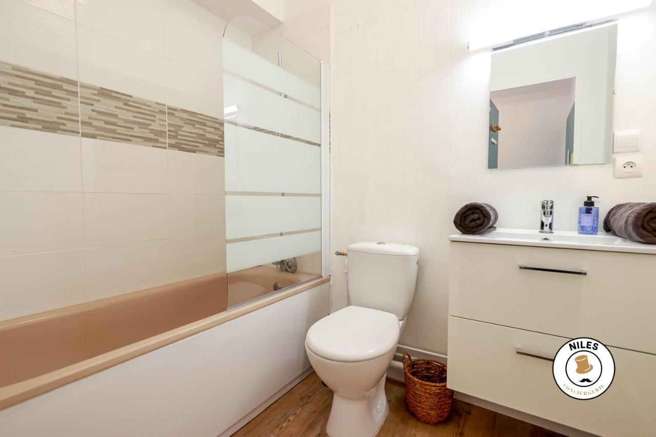 Le Petit Park-Studio-Terrasse- Piscine-Wifi Fibre Apartment Pau Luaran gambar